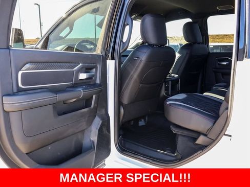 New 2025 RAM 2500 Big Horn AWD/4WD image 33