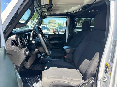 Used 2021 Jeep Wrangler Unlimited Sport AWD/4WD image 14