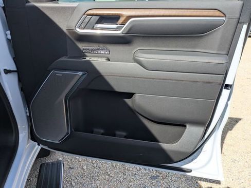 New 2026 Chevrolet Silverado 1500 High Country AWD/4WD image 37