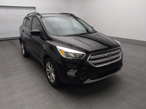 Used 2018 Ford Escape SE FWD image 13