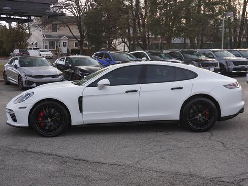 Used 2019 Porsche Panamera Turbo image 19