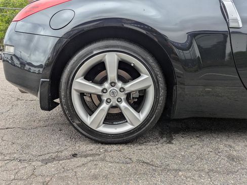 Used 2006 Nissan 350Z Touring RWD image 45