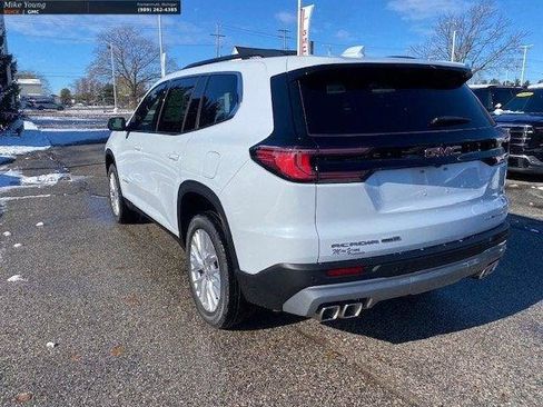 New 2026 GMC Acadia Elevation w/ Elevation Premium Package AWD/4WD image 3