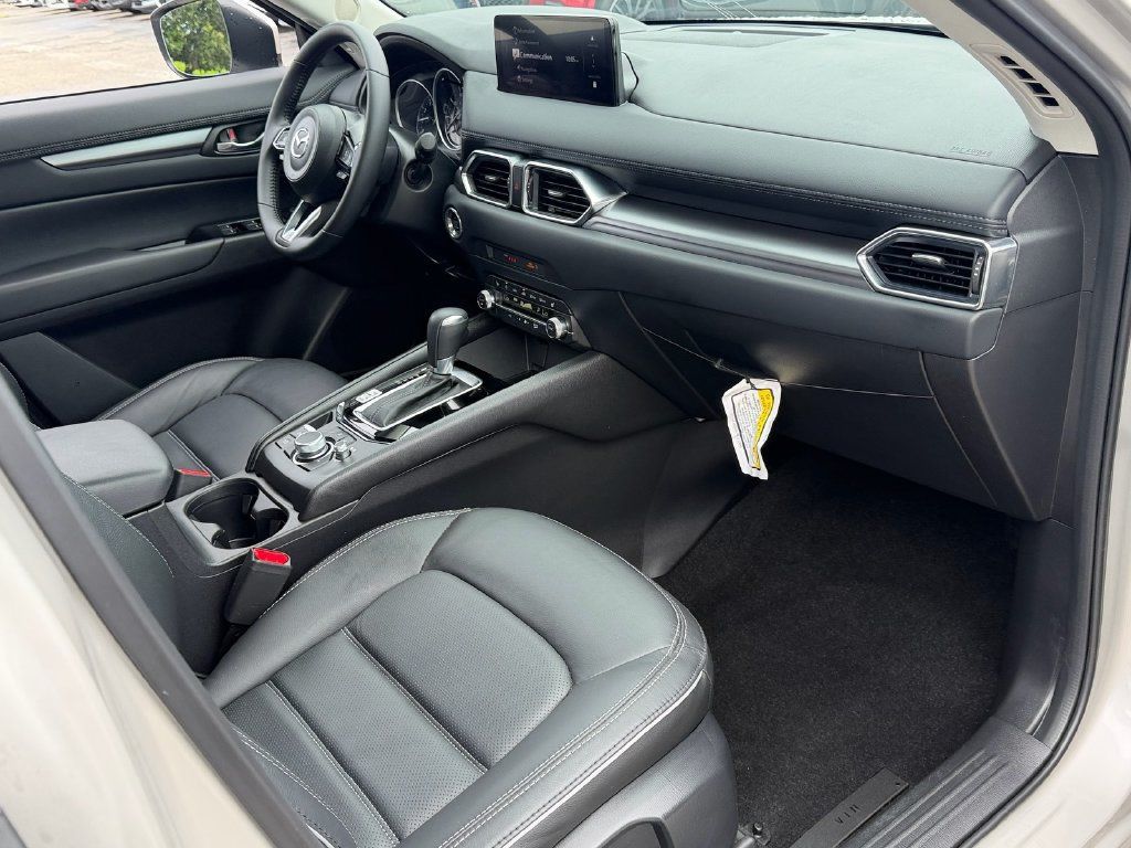 Used 2025 MAZDA CX-5 AWD 2.5 S w/ Preferred Package image 18