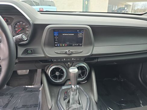 Used 2022 Chevrolet Camaro LT w/ RS Package image 20