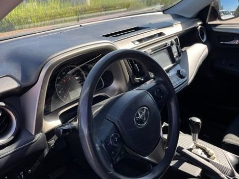 Used 2014 Toyota RAV4 XLE AWD/4WD image 13