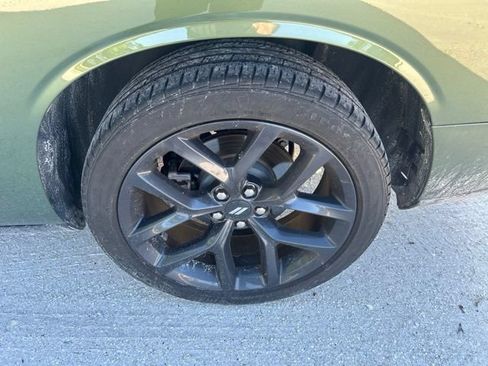 Used 2023 Dodge Challenger SXT w/ Plus Package RWD image 20