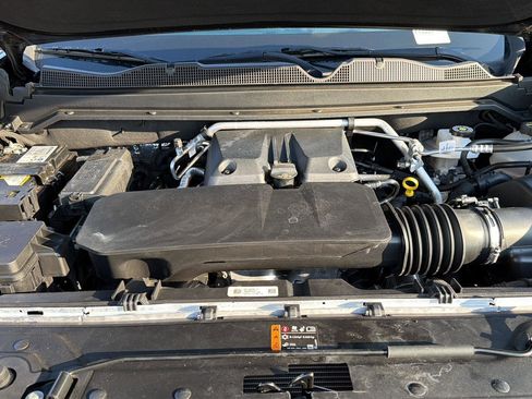 Used 2024 Chevrolet Colorado LT w/ LT Convenience Package RWD image 34