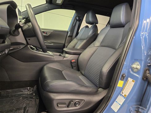 Used 2022 Toyota RAV4 XSE image 4