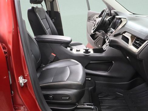 Used 2019 GMC Terrain Denali w/ Comfort Package FWD image 36