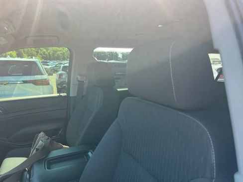 Used 2018 GMC Yukon XL SLE AWD/4WD image 5