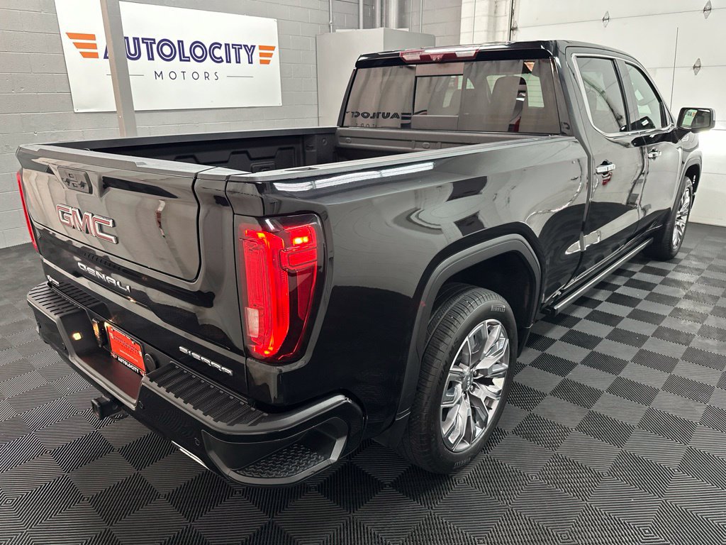 Used 2023 GMC Sierra 1500 Denali w/ Denali Reserve Package AWD/4WD image 9