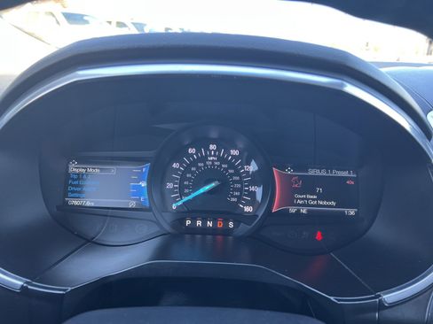 Used 2019 Ford Edge Titanium AWD/4WD image 17