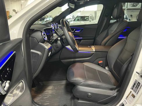 Used 2026 Mercedes-Benz GLC 300 4MATIC image 23