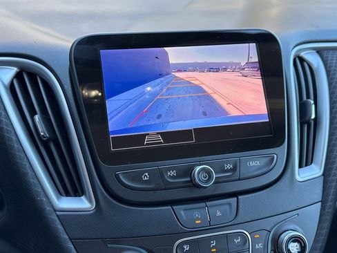 Used 2024 Chevrolet Malibu LT image 7