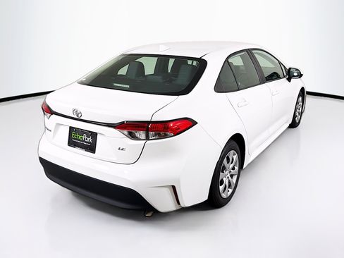 Used 2024 Toyota Corolla LE FWD image 9
