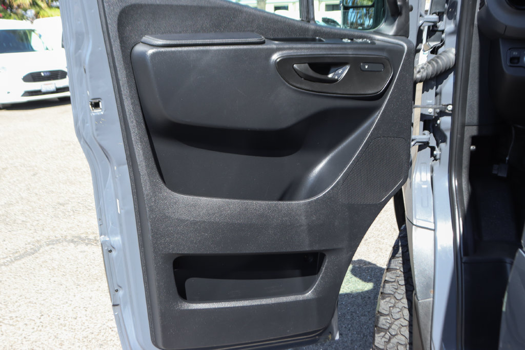 Used 2022 Mercedes-Benz Sprinter 2500 image 19