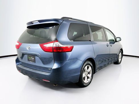 Used 2016 Toyota Sienna LE FWD image 9