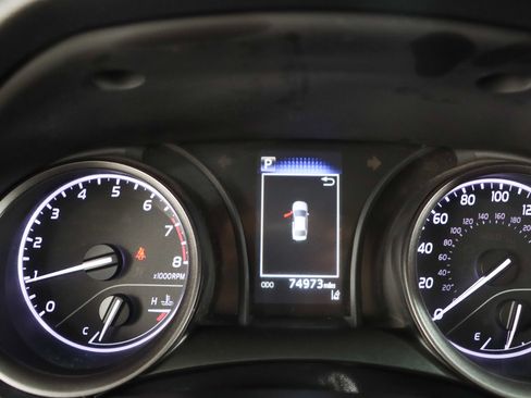 Used 2022 Toyota Camry SE FWD image 15