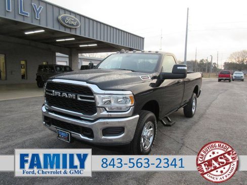 Used 2023 RAM 2500 Tradesman image 1