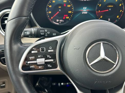 Used 2022 Mercedes-Benz GLC 300 4MATIC image 19