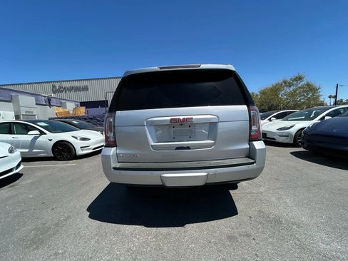 Used 2015 GMC Yukon SLT image 5