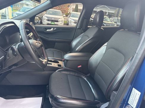 Used 2023 Ford Escape ST-Line w/ Tech Pack #1 AWD/4WD image 30