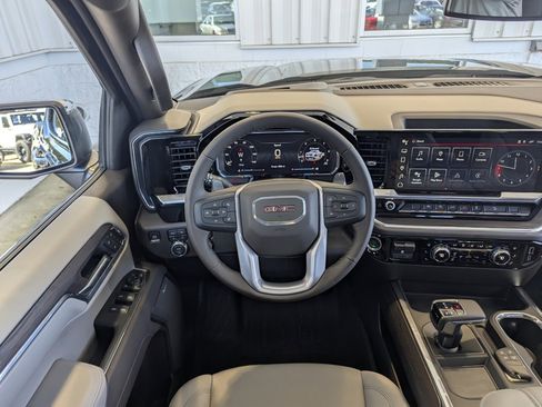 New 2026 GMC Sierra 1500 SLT w/ SLT Premium Package image 3