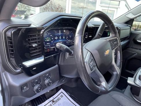 Certified 2022 Chevrolet Silverado 1500 LT image 25