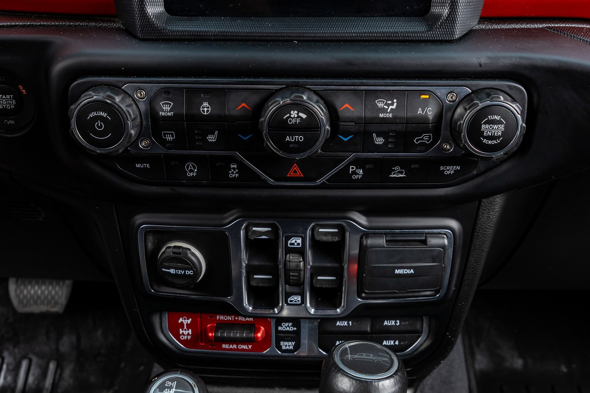 Used 2020 Jeep Gladiator Rubicon AWD/4WD image 26