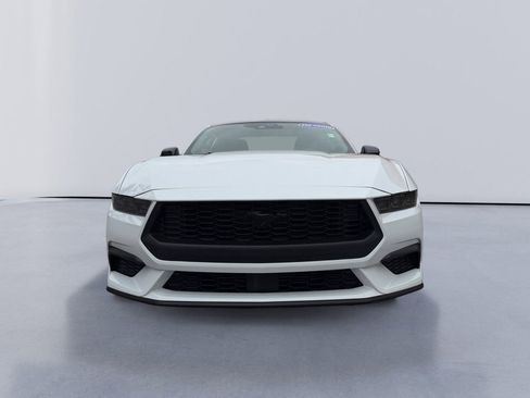 Used 2026 Ford Mustang Coupe RWD image 8