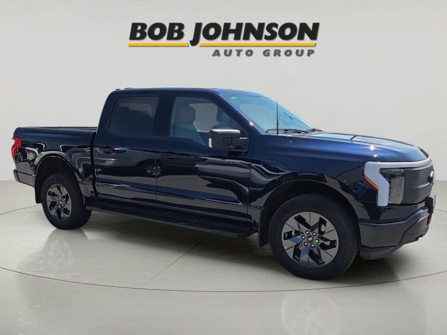 New 2025 Ford F150 Lightning Flash AWD/4WD image 1