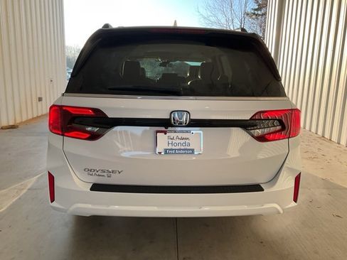 New 2026 Honda Odyssey EX-L image 21