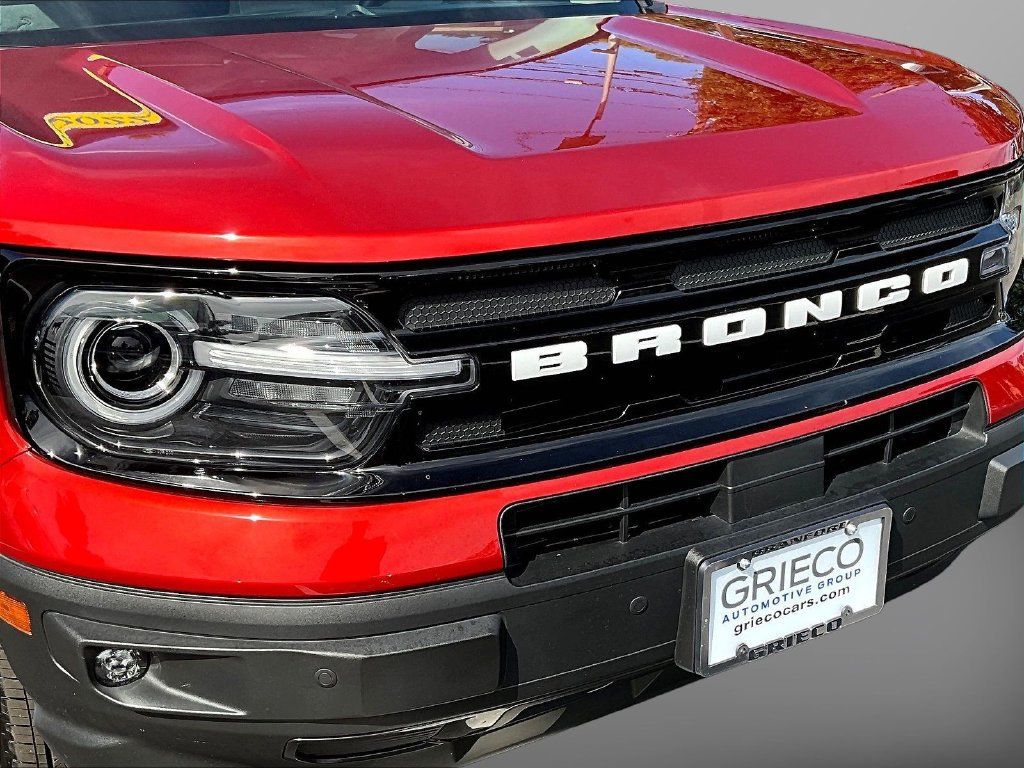 Used 2022 Ford Bronco Sport Outer Banks w/ Tech Package AWD/4WD image 35