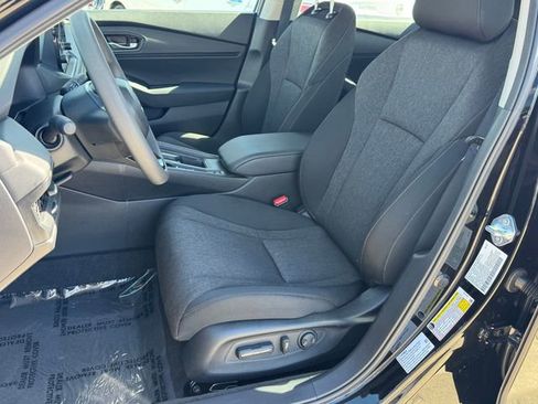 Certified 2025 Honda Accord SE image 14