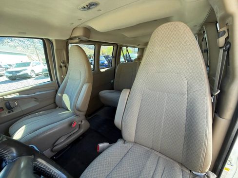 Used 2014 Chevrolet Express 1500 LT w/ LT Preferred Equipment Group AWD/4WD image 27