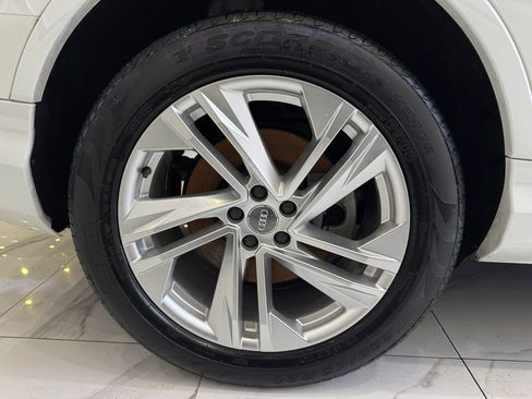 Used 2020 Audi Q7 3.0T Premium Plus image 9