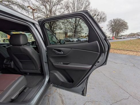 Used 2025 Chevrolet Blazer RS image 25