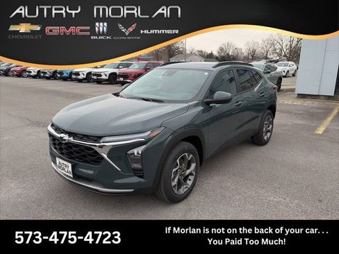 New 2026 Chevrolet Trax LT w/ Sunroof Package image 1