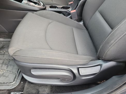 Used 2021 Kia Forte FE image 5