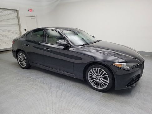 Used 2019 Alfa Romeo Giulia Ti w/ Quick Order Package 22X Lusso image 11
