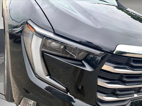 Used 2024 GMC Acadia Elevation AWD/4WD image 33