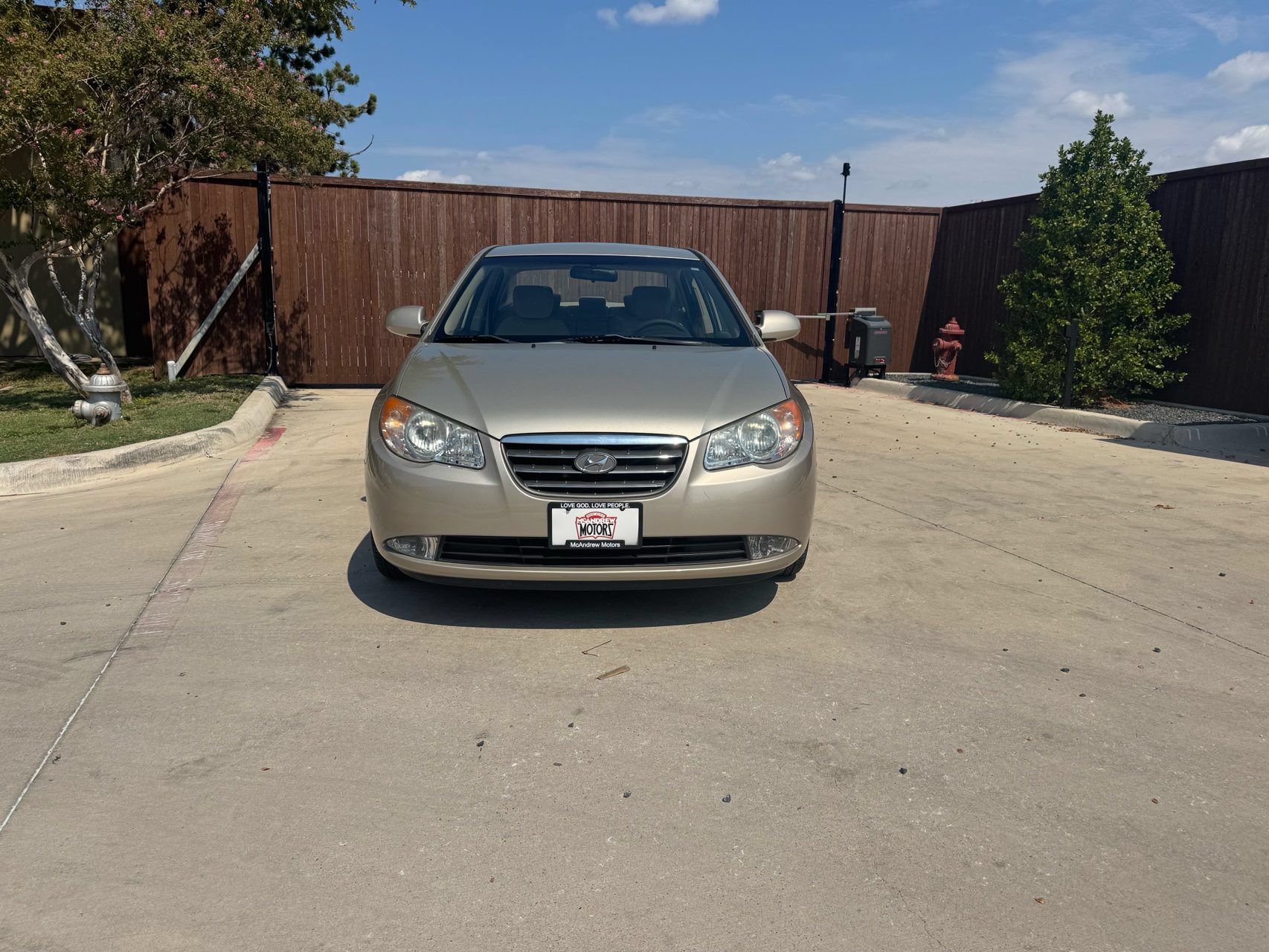 Used 2009 Hyundai Elantra GLS FWD image 1