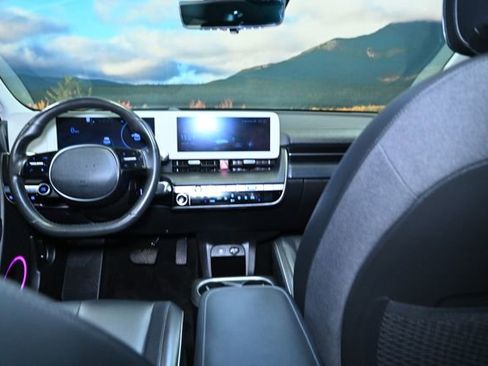 Used 2024 Hyundai Ioniq 5 Limited AWD/4WD image 43