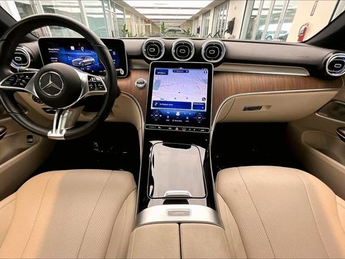 Used 2025 Mercedes-Benz CLE 300 4MATIC Coupe image 15