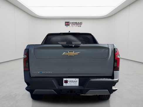 New 2026 Chevrolet Silverado EV LT w/ Premium Package AWD/4WD image 4