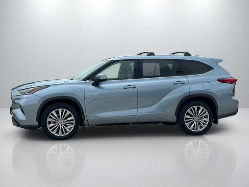Used 2022 Toyota Highlander Platinum AWD/4WD image 8