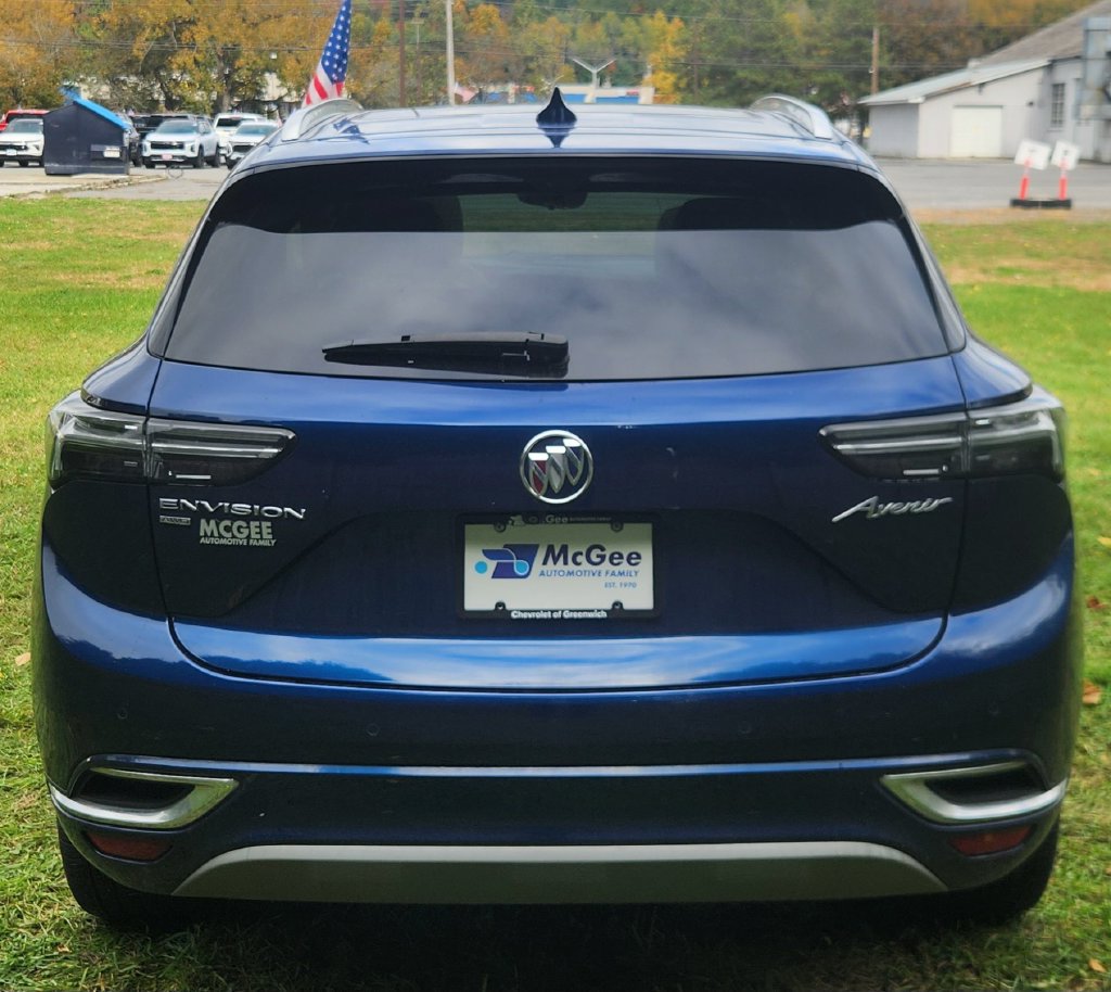 Used 2022 Buick Envision Avenir w/ Technology Package II AWD/4WD image 6