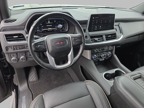 Certified 2023 GMC Yukon SLT w/ SLT Luxury Package AWD/4WD image 18