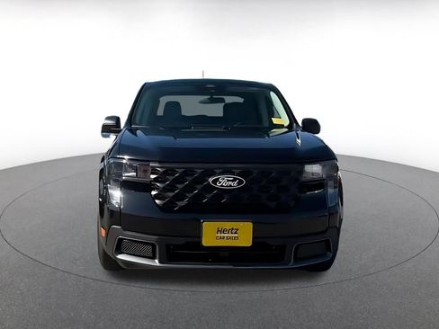 Used 2026 Ford Maverick XLT FWD image 4